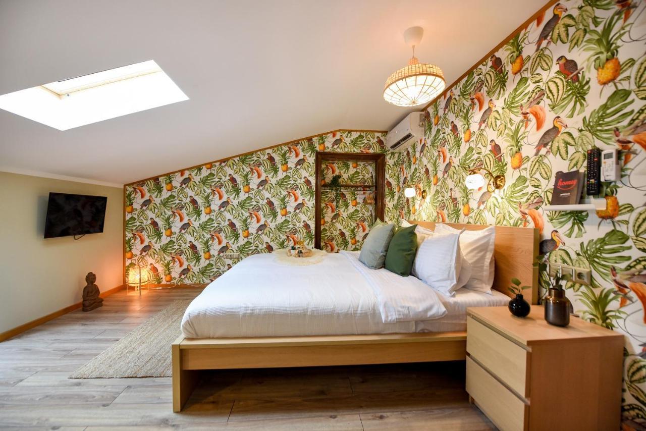 Plants Attic Studio - Best Location - Old Town Bukarest Exteriör bild