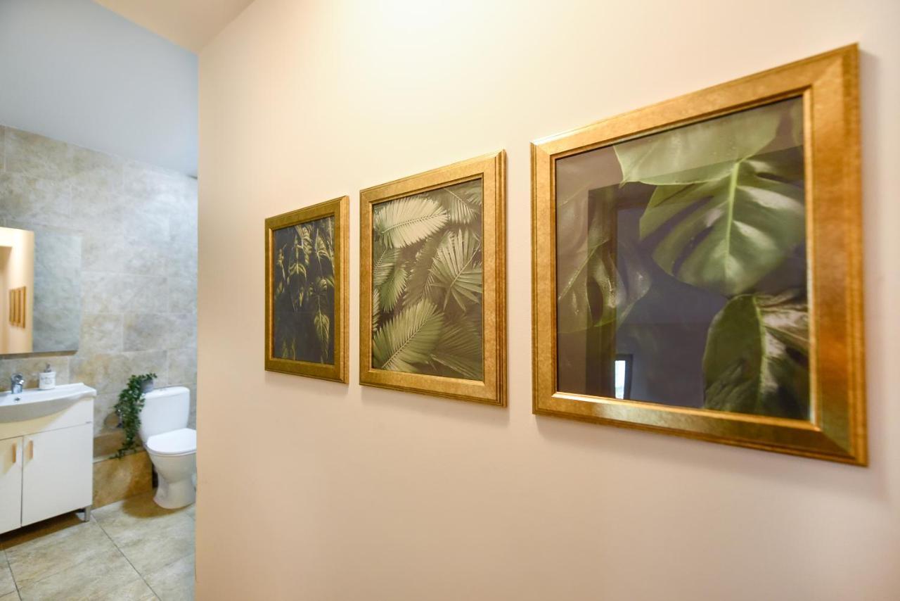 Plants Attic Studio - Best Location - Old Town Bukarest Exteriör bild